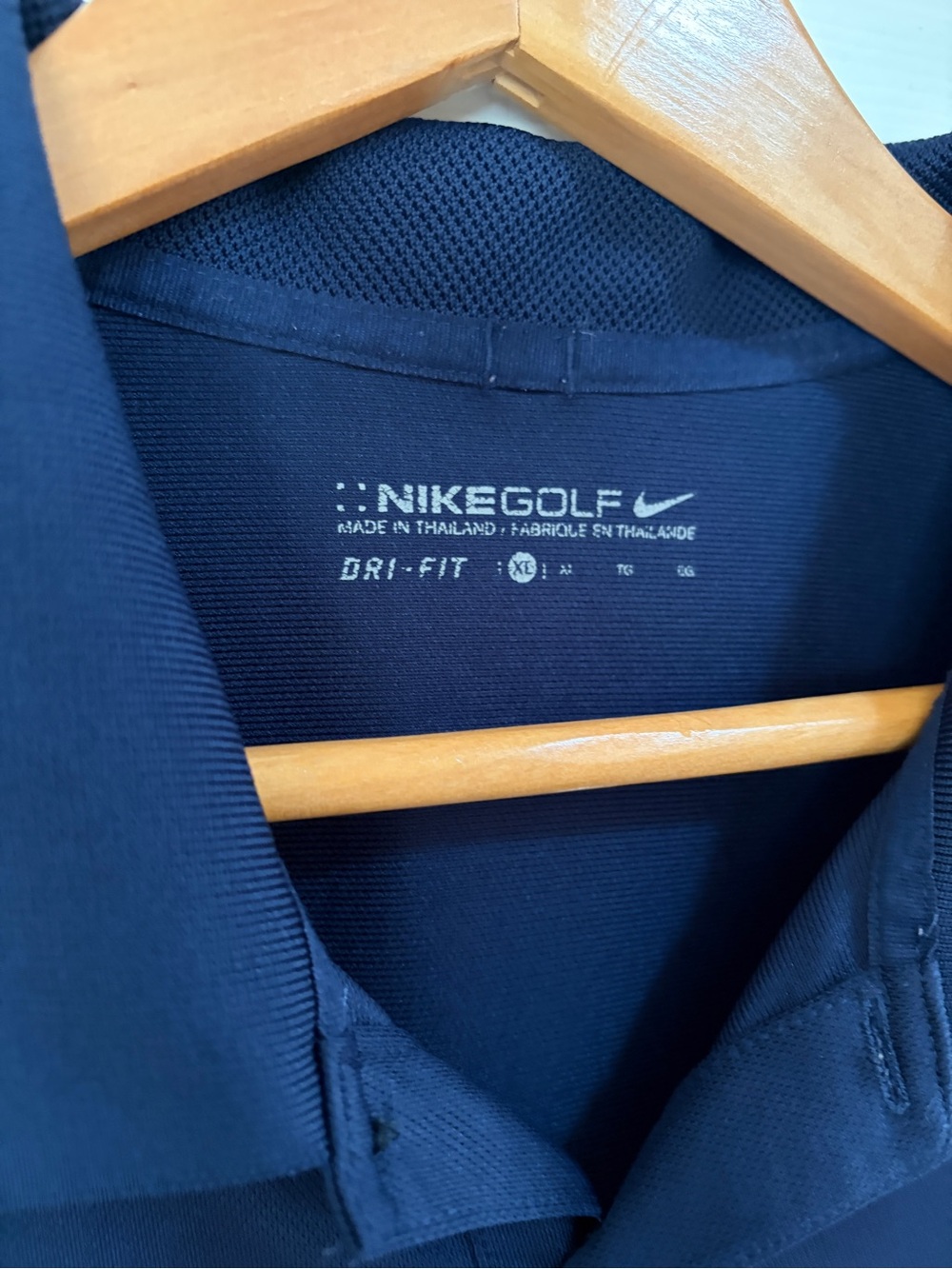 Nike Mens Mavy Blue Golf Shirt. XL. - Picture 2 of 4
